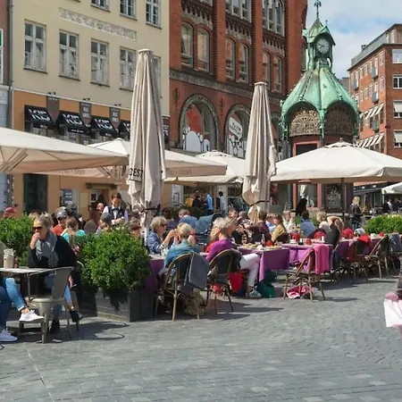 Charming House With Beautiful Garden In Copenhagen Villa *